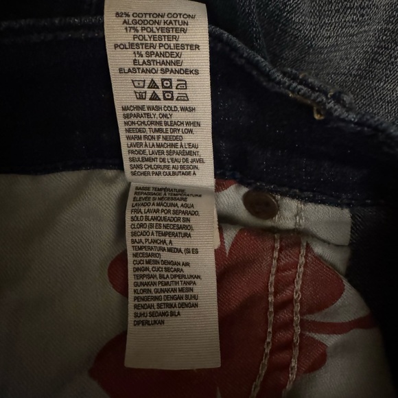 Women’s Lucky Brand The Bermuda Shorts _Size 14 - Picture 2 of 5